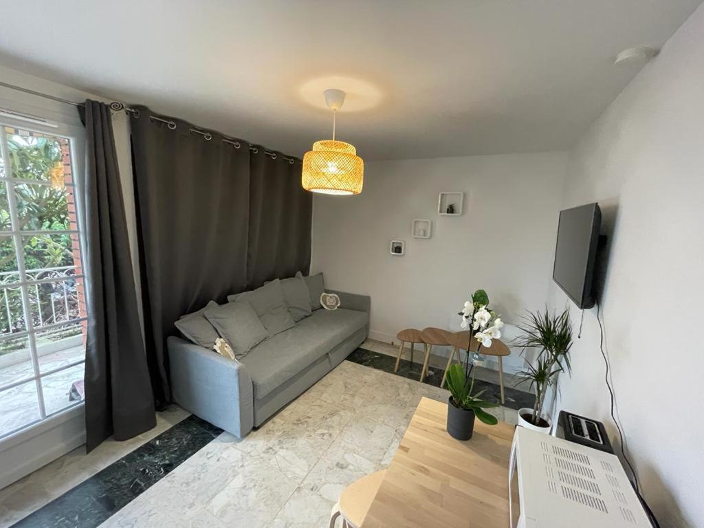 Joli T2, Terrasse Et Jardin, Ideal Pour Familles, A 15 Min De L'Aeroport Roissy Cdg Tremblay-en-France Extérieur photo