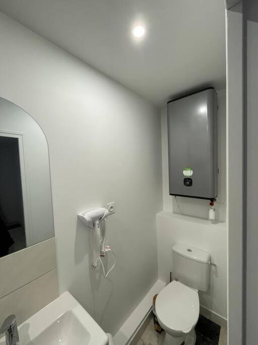 Joli T2, Terrasse Et Jardin, Ideal Pour Familles, A 15 Min De L'Aeroport Roissy Cdg Tremblay-en-France Extérieur photo