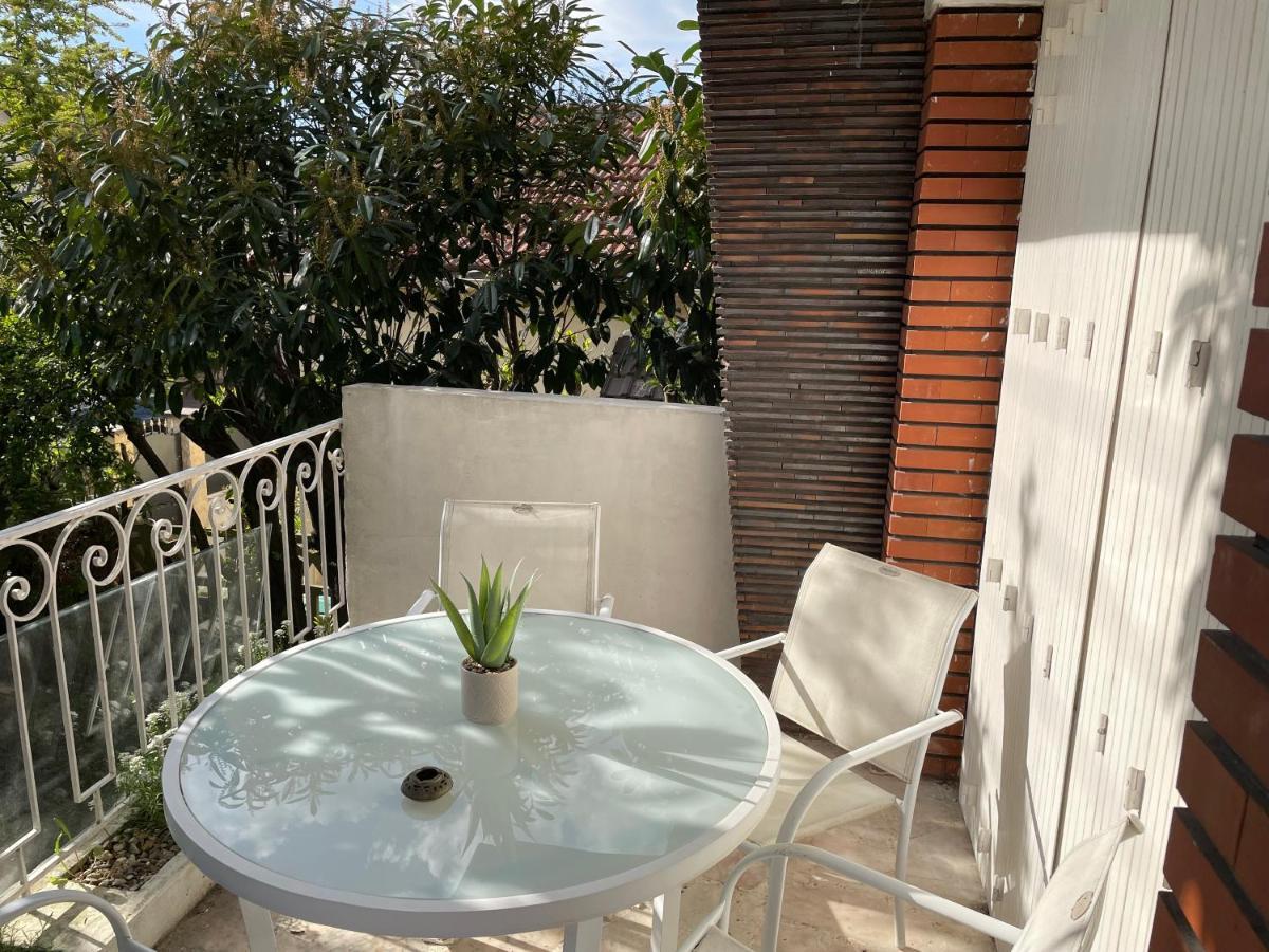 Joli T2, Terrasse Et Jardin, Ideal Pour Familles, A 15 Min De L'Aeroport Roissy Cdg Tremblay-en-France Extérieur photo